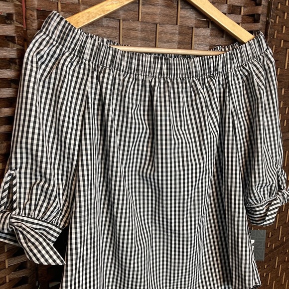 Gingham Blouse 🎀 Off the Shoulder - Picture 9 of 11